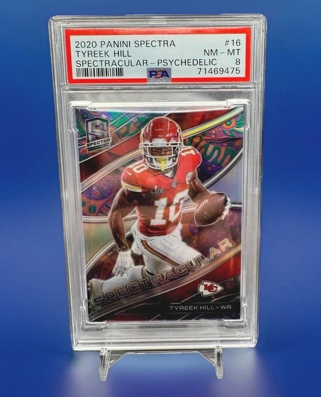 2020 Panini Spectra Tyreek Hill #16 Spectracular Psychedelic /5 PSA 8 