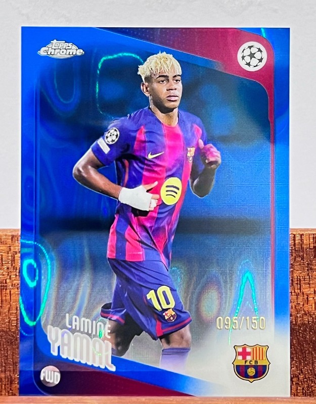 2025-26 Topps Chrome UEFA Lamine Yamal #10 Blue Lava Refractor /150