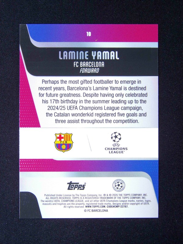 2025-26 Topps UCC Lamine Yamal #10 Black Raindrop /10 view 2