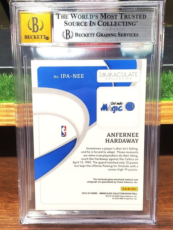 2023 Immaculate Collection Anfernee Hardaway Patch Auto Gold 01/10 Jsy # BGS 9 view 2