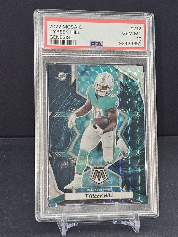 2022 Mosaic Tyreek Hill Gensis PSA 10 #212