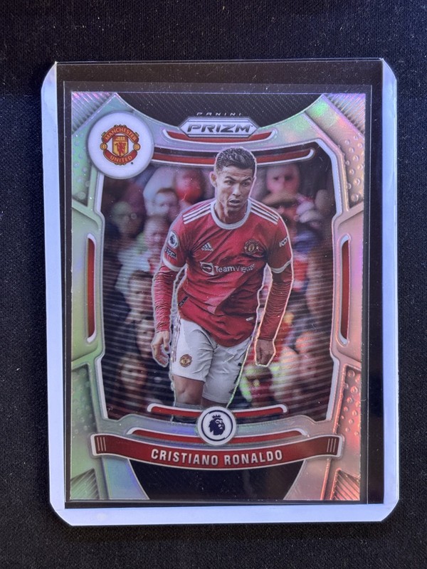 Cristiano Ronaldo 2021-22 Panini Prizm Premier League Silver Prizm #283