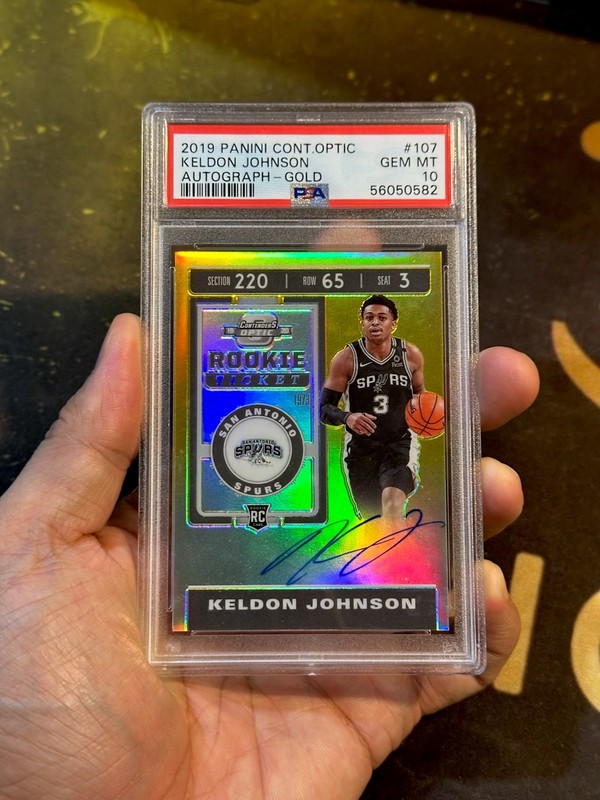 2019-20 Contenders Optic Gold /10 Keldon Johnson Auto RC PSA 10