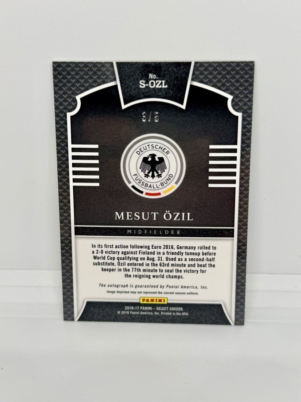 MESUT OZIL 2016-17 Select Signatures Green Prizm Auto /5 Germany #S-OZL view 2