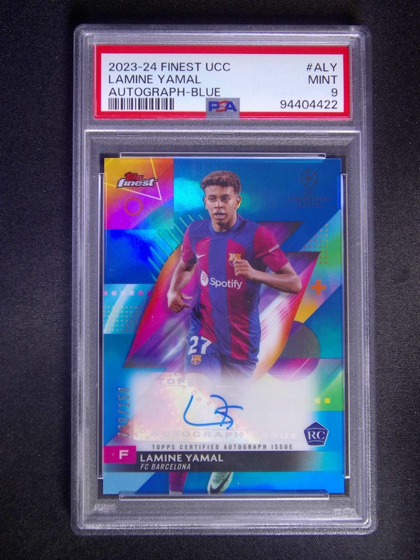 2023-24 Topps Finest UEFA Lamine Yamal RC Rookie Auto Blue Refractor /150 PSA 9