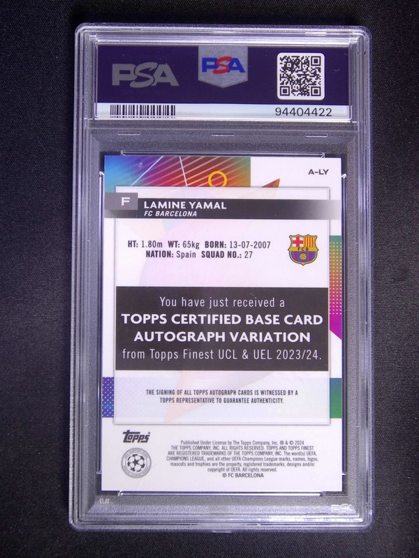 2023-24 Topps Finest UEFA Lamine Yamal RC Rookie Auto Blue Refractor /150 PSA 9 view 2