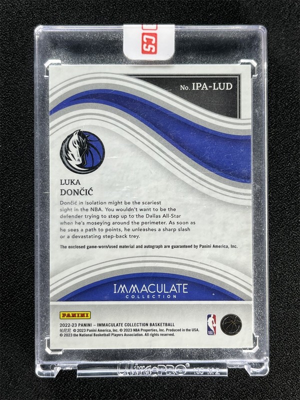 2022-23 Panini Immaculate Collection Luka Doncic #IPA-LUD Patch Auto /77 view 2