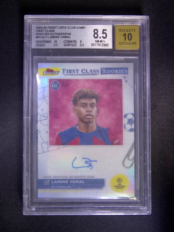 2023-24 Topps Finest UEFA Lamine Yamal RC Auto First Class Rookies BGS8.5+10