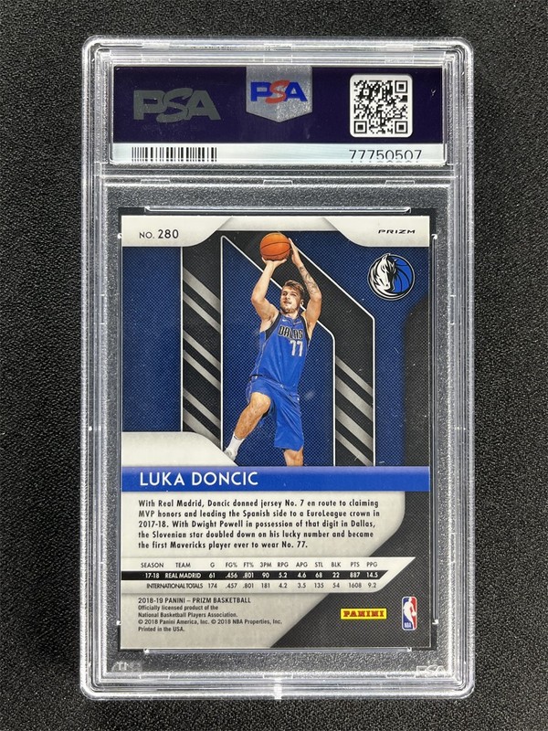 2018-19 Panini Prizm Luka Doncic #280 Green Prizm Rookie RC PSA 9 Mint view 2