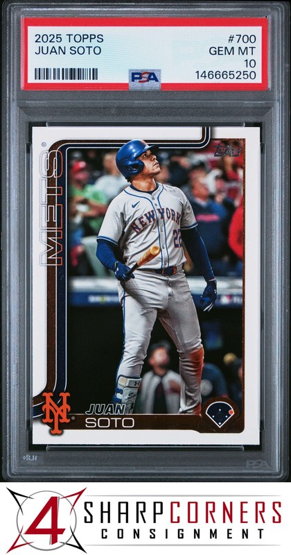 2025 TOPPS #700 JUAN SOTO PSA 10