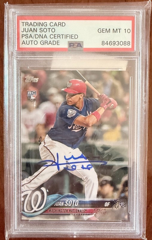 2018 TOPPS UPDATE SERIES JUAN SOTO ROOKIE CARD RC #US300 AUTO GRADE PSA 10 GEM