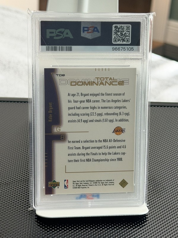 2000 Upper Deck Total Dominance #TD8 Kobe Bryant LAKERS HOF PSA 9 (LOW POP) view 2