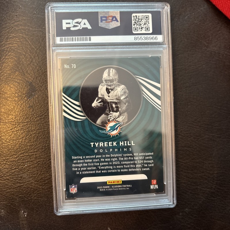 2023 Panini Illusions - Tyreek Hill #70 On Card Auto PSA Authentic Autograph view 2