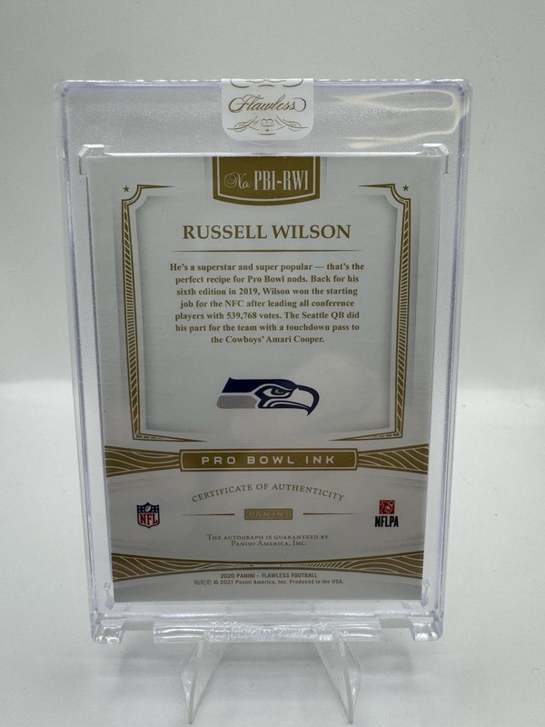 2020 Panini Flawless Pro Bowl Ink Gold /10 #PBI-RWI Russell Wilson Auto Encased view 2