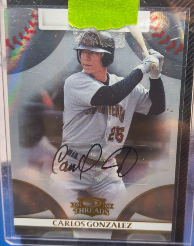 2008 Donruss #82 auto numbered 258/975 Carlos Gonzalez  And game patch card🔥 view 2
