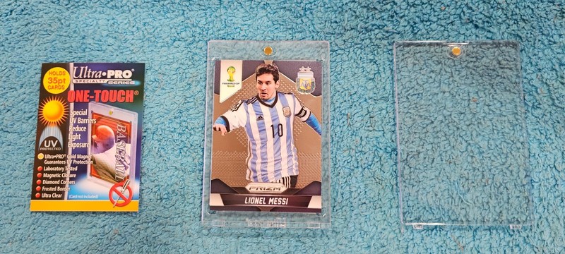 2014 Panini Prizm World Cup Lionel Messi Argentina #12 view 1