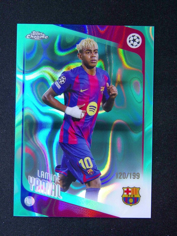 2025-26 Topps Chrome UEFA Lamine Yamal #10 Aqua Lava Refractor /199