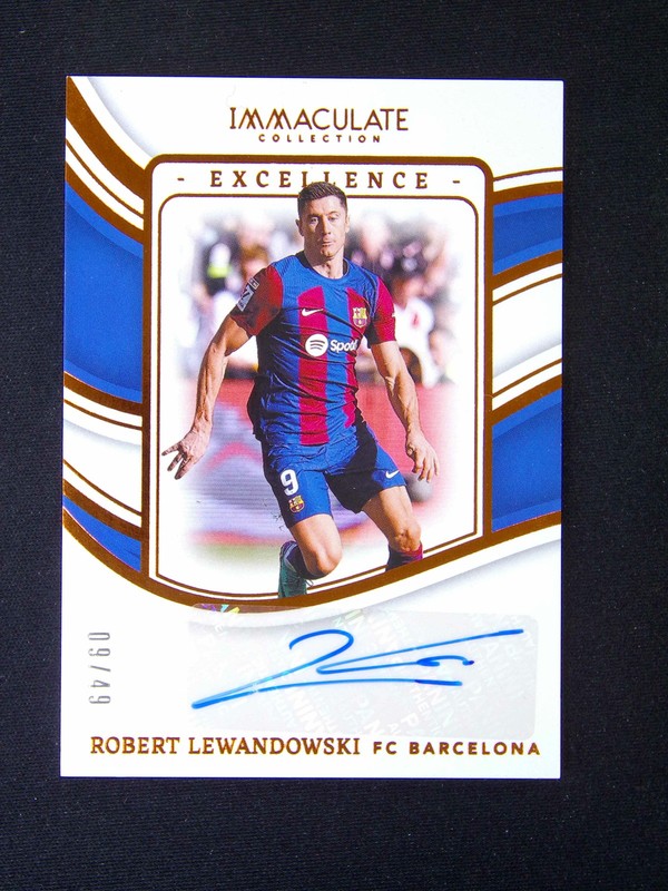 9/49 JSY# 1/1 2023-24 Panini Immaculate Robert Lewandowski Excellence Auto