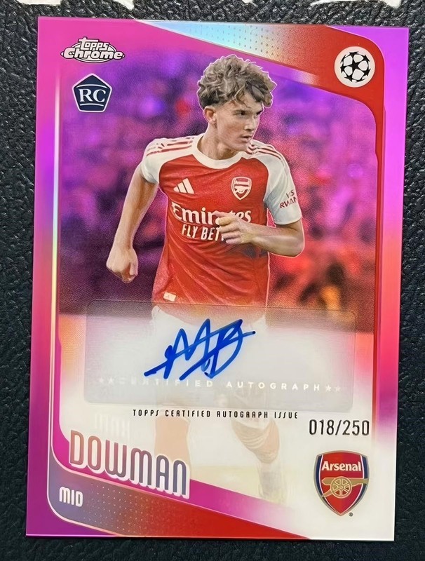 2025-26 Topps Chrome UEFA Max Dowman #CA-MD Pink Rookie RC Auto Arsenal /250