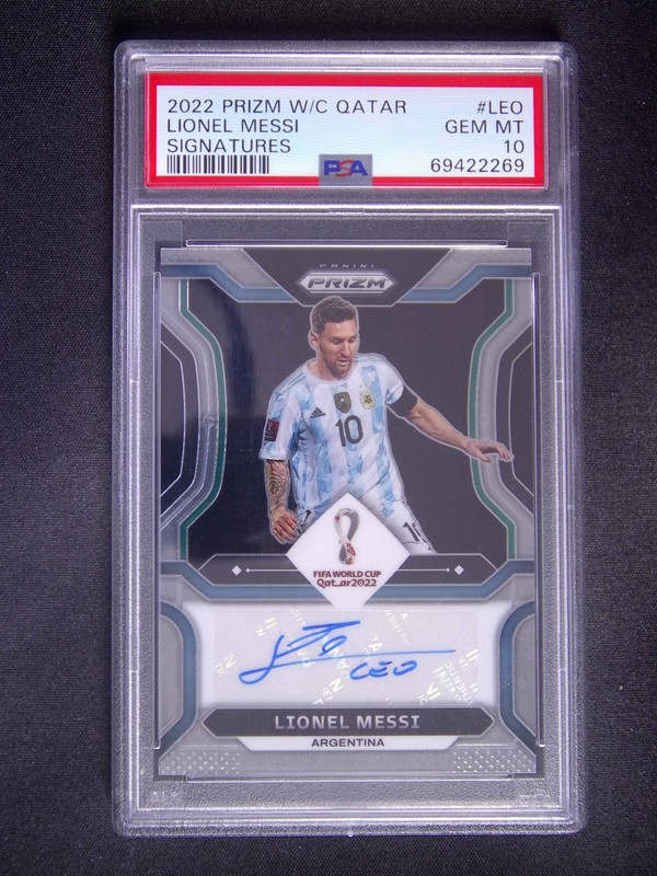 2022 Panini Prizm World Cup Lionel Messi Argentina Auto PSA 10