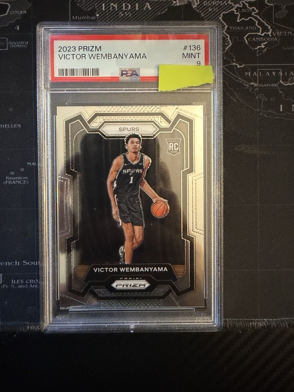 2023-24 Panini Prizm Victor Wembanyama #136 (RC) PSA 9 Mint Rookie