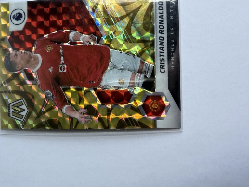 Cristiano Ronaldo 2021-2022 Panini Prizm Mosaic Gold - Manchester United view 2