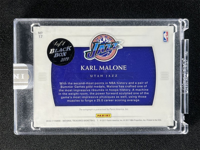 2016-17 Panini National Treasures Karl Malone Personalized Auto Black Box 1/1 view 2