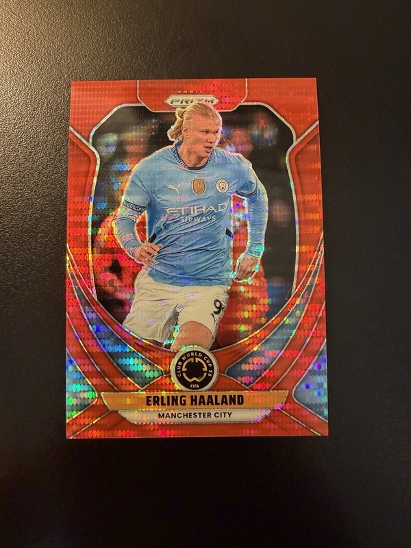 2025 Panini Prizm FIFA Club World Cup ERLING HAALAND Red Pulsar Prizm /299 #136
