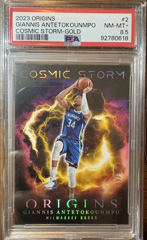 GIANNIS ANTETOKOUNMPO 2023-24 ORIGINS COSMIC STORM GOLD /10 PSA 8.5 Q2458