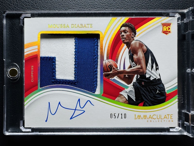 2022-23 Panini Immaculate Moussa Diabate Rookie RC GOLD Premium Patch Auto /10