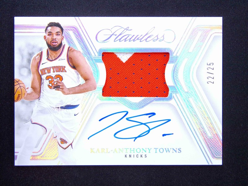2024-25 Panini Flawless Karl Anthony Towns Patch Auto /25