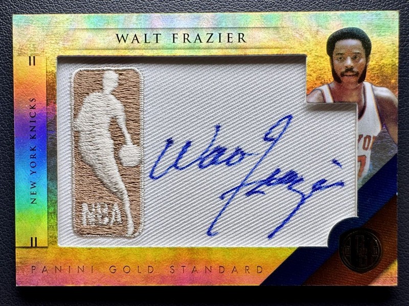 2010-11 Panini Gold Standard Walt Frazier #10 NBA Logoman Patch Auto Knicks