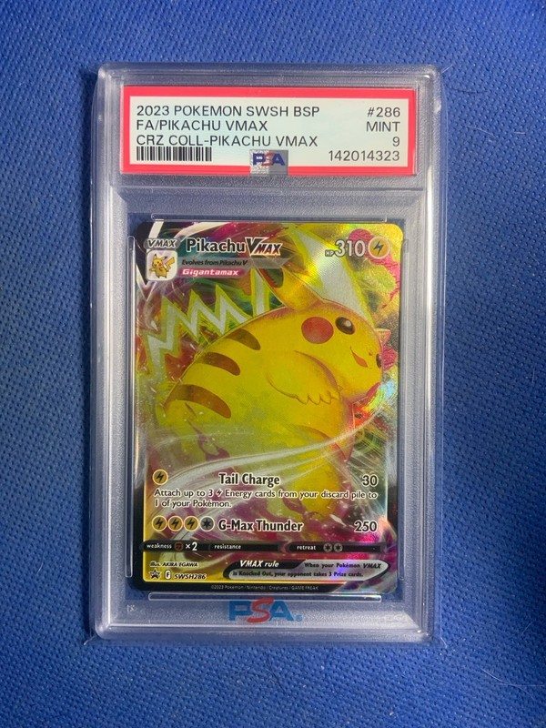 2023 POKÉMON SWSH BSP FA/PIKACHU BMAX VRZ COLL-PIKACHU VMAX PSA 9