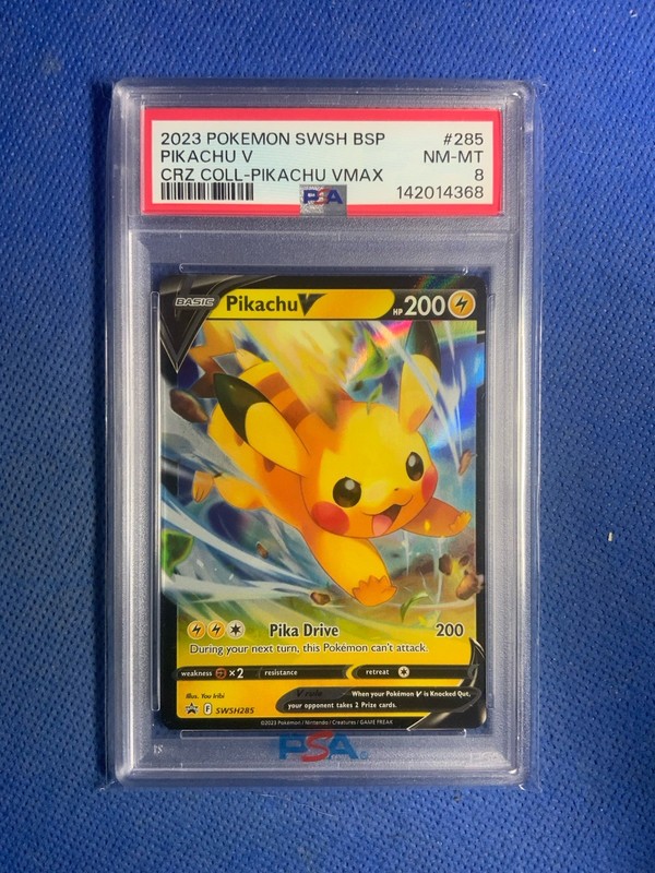 2023 POKÉMON SWSH BSP PIKACHU V CRZ COLL - PIKACHU VMAX PSA 8