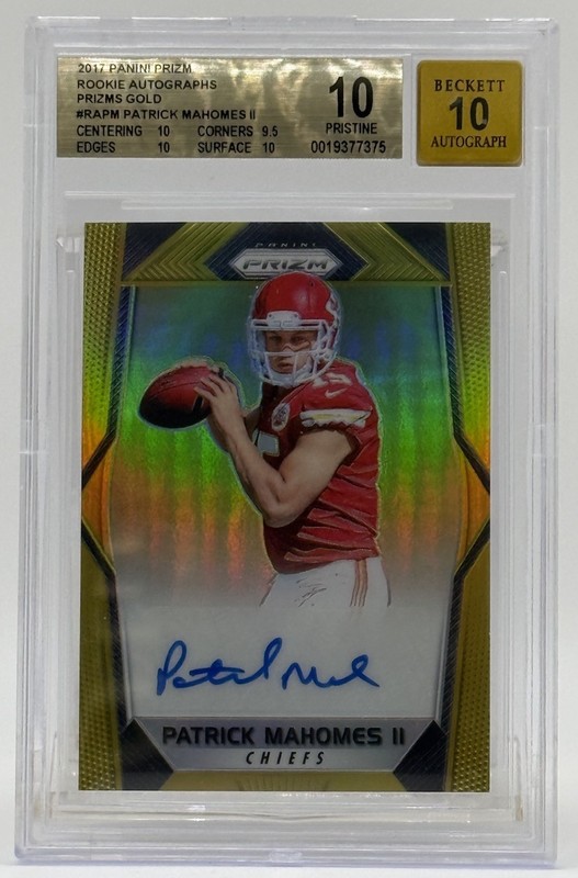 Patrick Mahomes - 2017 Prizm Rookie True Gold Auto /10 BGS PRISTINE 10/10 Pop 1