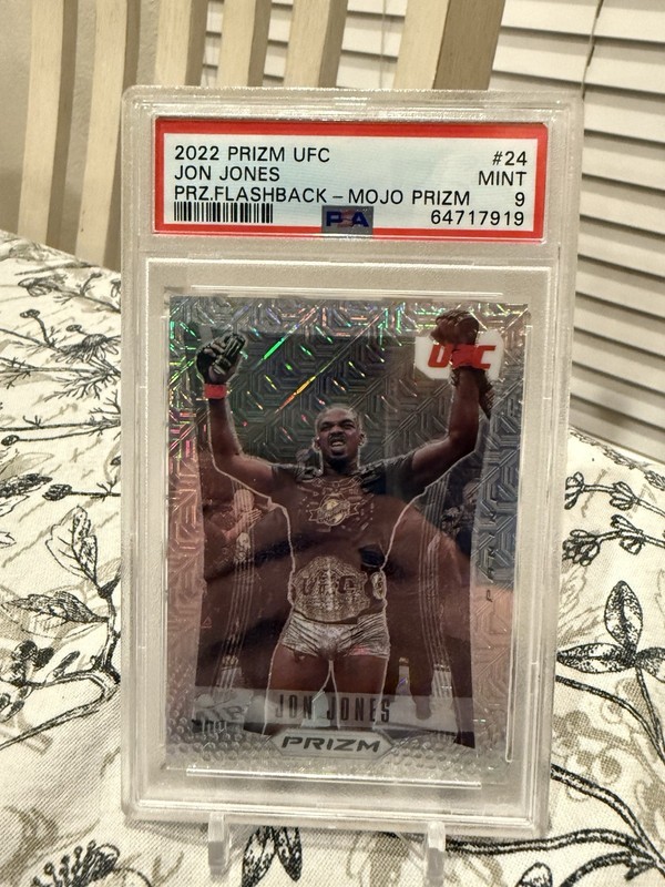 UFC 2022 Jon Jones Prizm Flash Back Mojo /25 PSA 9