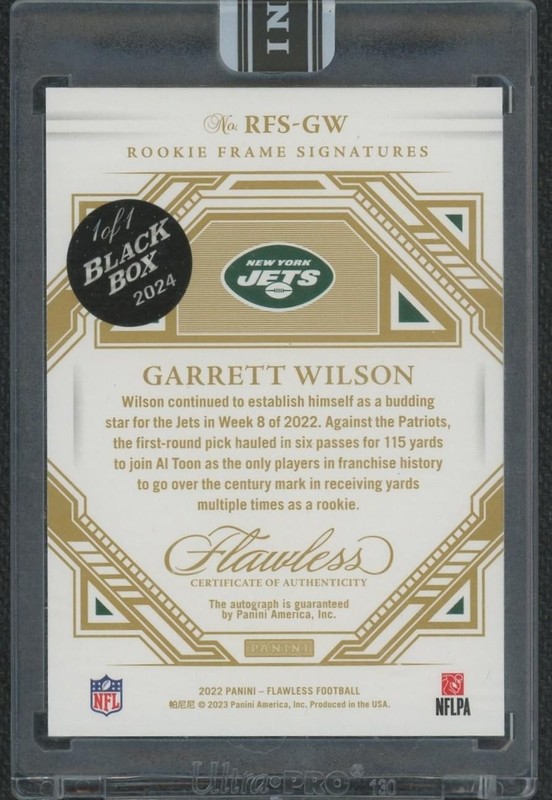 2022 Panini Flawless Garrett Wilson Rookie Fram Signatures Black Box 1/1 view 2
