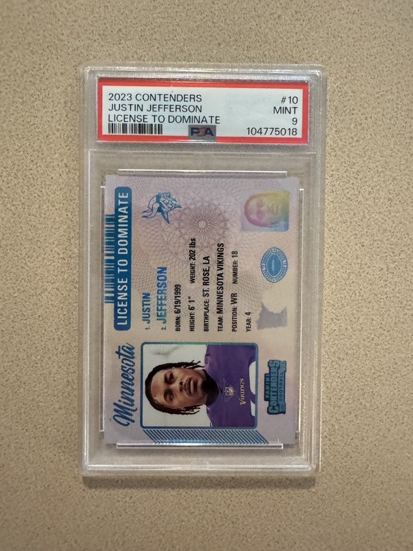 2023 Panini Contenders - License to Dominate Justin Jefferson #10 Vikings PSA 9