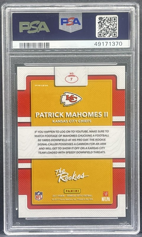 2017 Donruss Optic The Rookies - Patrick Mahomes II  #7 Prizm Holo RC PSA 9 MINT view 2
