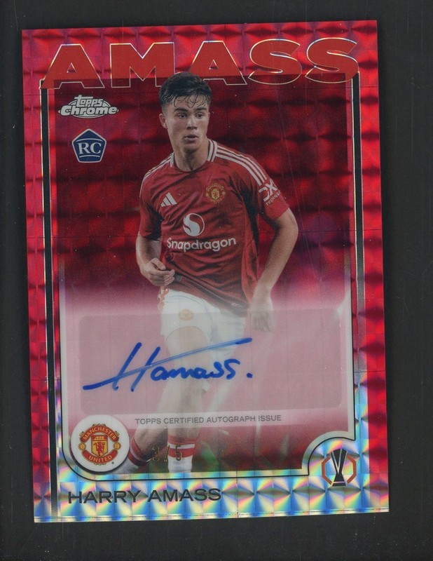 2024 Topps Chrome UEFA UCC Harry Amass RC Rookie Auto Red Geometric 3/5
