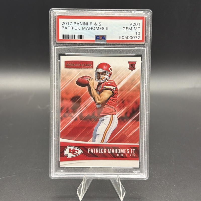 2017 Panini R & S #201 Patrick Mahomes II Chiefs RC Rookie PSA 10 GEM MINT