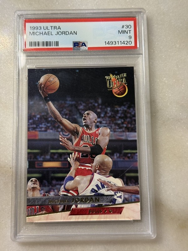 Michael Jordan - 1993-94 Fleer Ultra #30 PSA 9 Chicago Bull HOF