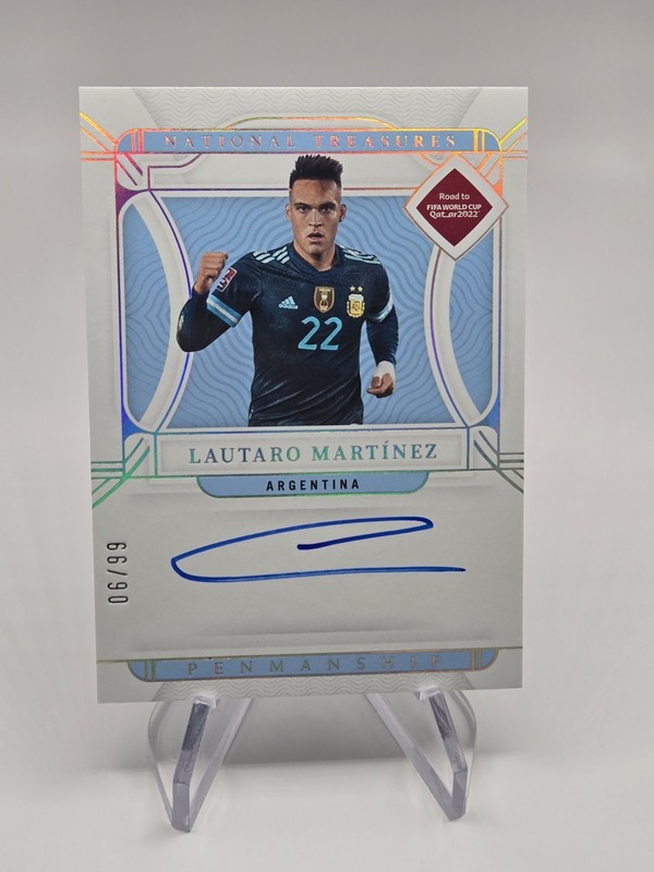 2022 Panini National Treasures Lautaro Martinez  Road to the World Cup Auto /99