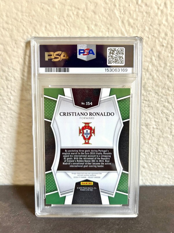 2016-17 Panini Select Cristiano Ronaldo #154 - PSA 9 - Portugal ! 🔥📈 view 2