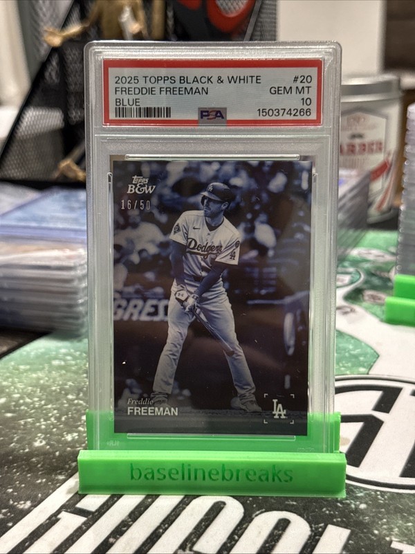 2025 Topps Black And White Freddie Freeman Blue /50 Psa 10