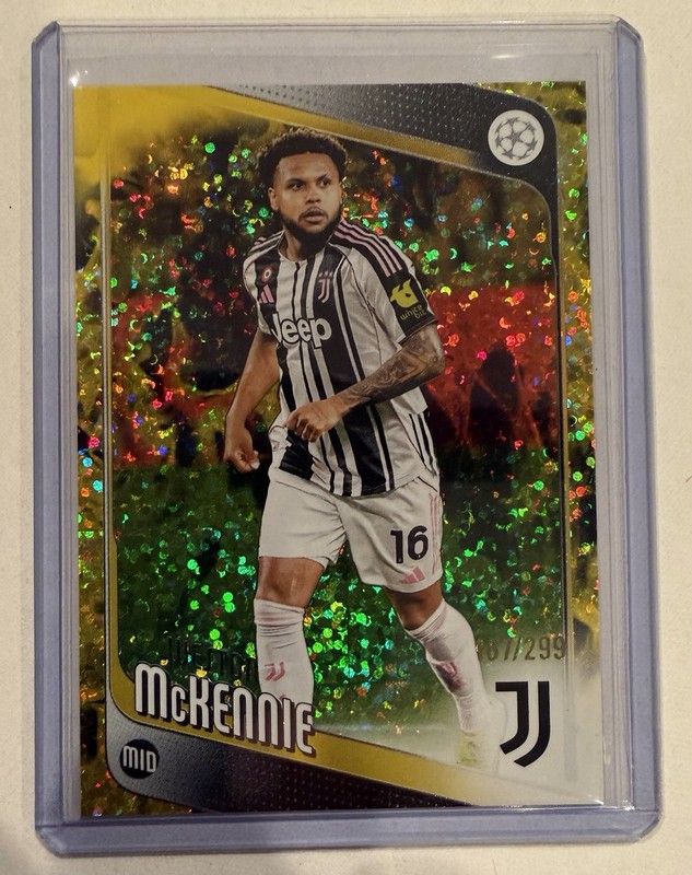 Topps UEFA Club Weston McKennie Juventus #15 /299 Serial Numbered Soccer Card