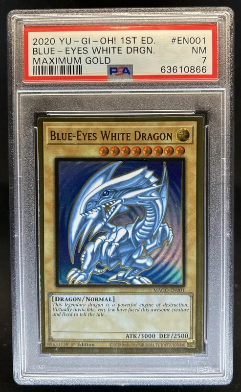 2020 Yu-Gi-Oh Maximum Gold Blue-Eyes White Dragon #MAGO-EN001 PSA 7