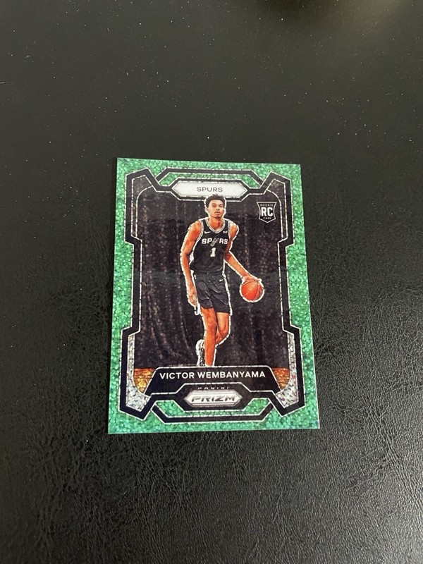 MAGNET 🧲 OF 2023-24 Panini Prizm -Victor Wembanyama #136 Green Prizm (RC) Spurs
