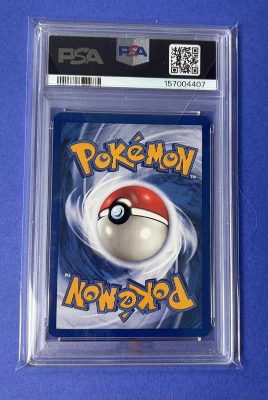 1999 Pokémon Jungle Pikachu #60 PSA 8 NM-MT view 2