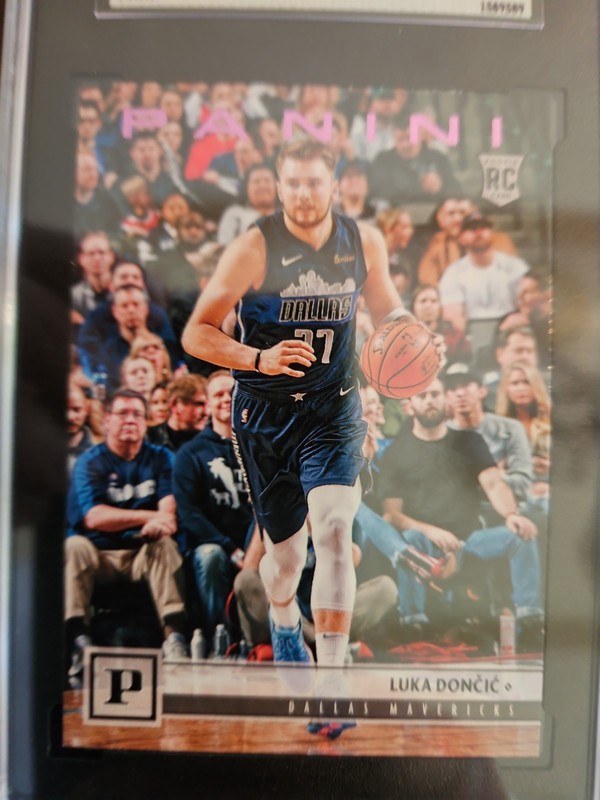 2018-19 Chronicles- Luka Doncic Pink Rookie Card (#111) PSA 9 🔥 HOT 🔥  view 2